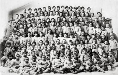 Armenske forældreløse børn på et børnehjem i Anatolien, 1918