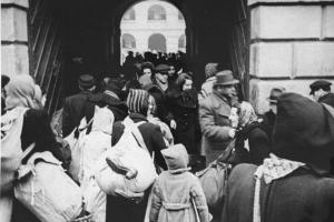 Hollandske jøder ankommer 1944, foto Ivan V. Fric © USHMM